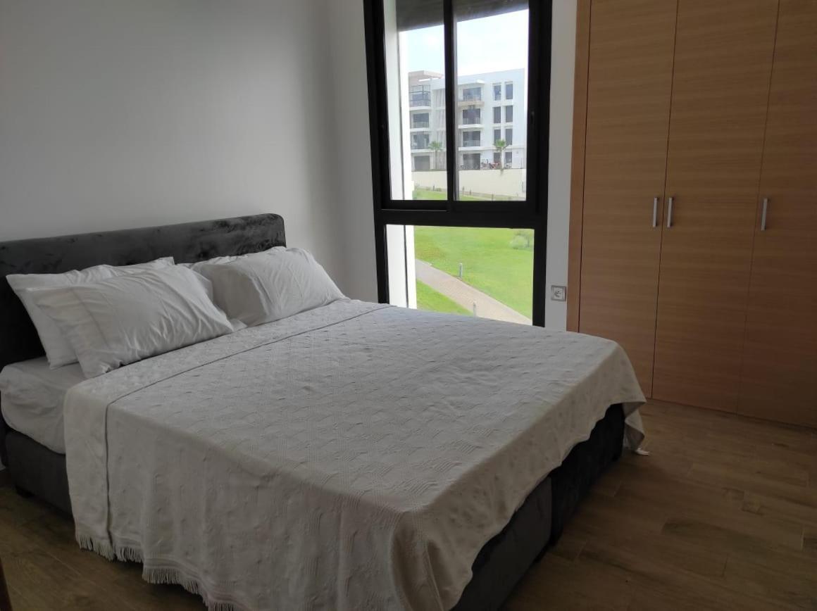 Bel Appartement A Plage Des Nation Salé エクステリア 写真