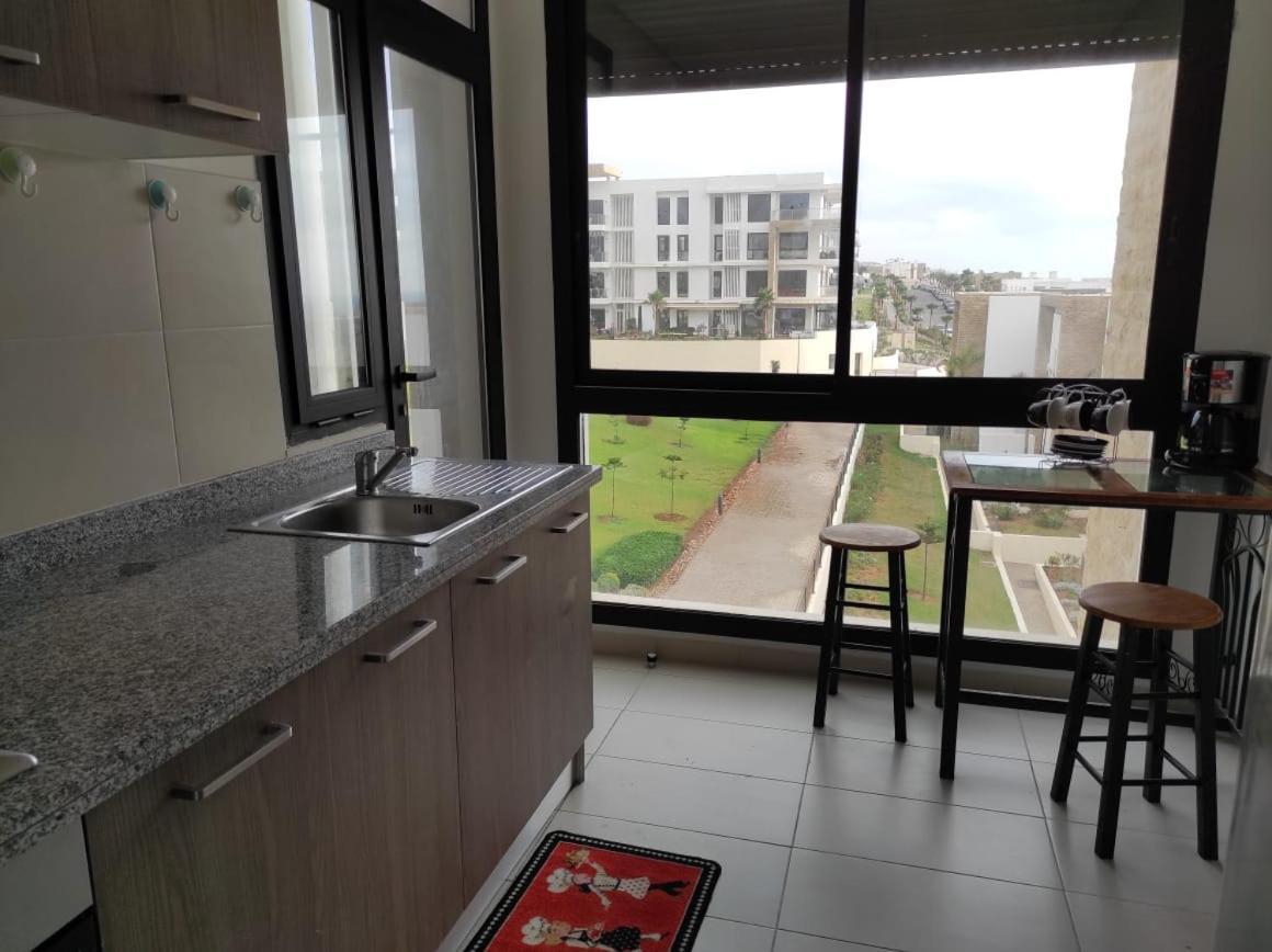 Bel Appartement A Plage Des Nation Salé エクステリア 写真