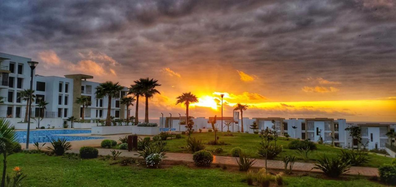 Bel Appartement A Plage Des Nation Salé エクステリア 写真